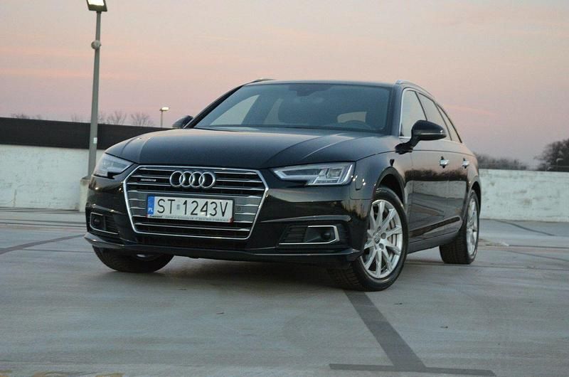 Używany Audi A4 2018 Czarny Kombi