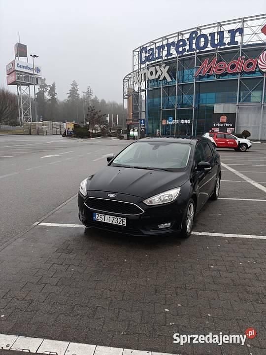 Używany Ford Focus 2016 Czarny Kombi