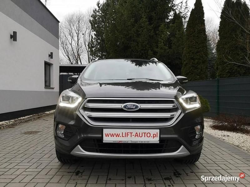Używany Ford Kuga 120 KM (88 kW) 2017 Grafitowy SUV