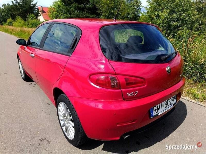 Czerwony Używany 2006 Alfa Romeo 147 Hatchback | 5900 zł (Drogi) - Obraz 1/4