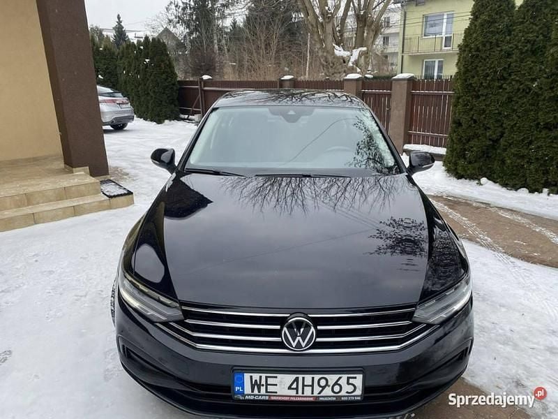 Używany VW Passat 150 KM (110 kW) 2021 Czarny Sedan/Limuzyna