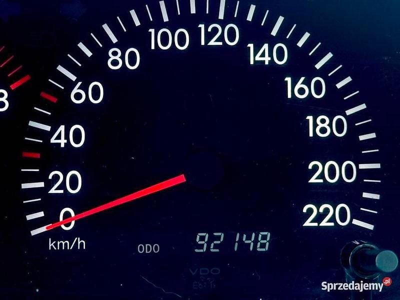 Używany Toyota Corolla 2004 Grafitowy Hatchback