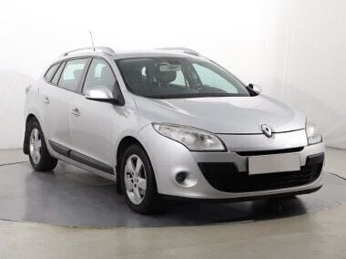 Srebrny Używany 2010 Renault Mégane III Kombi | 10 799 zł (Dobra cena) - Obraz 1/4