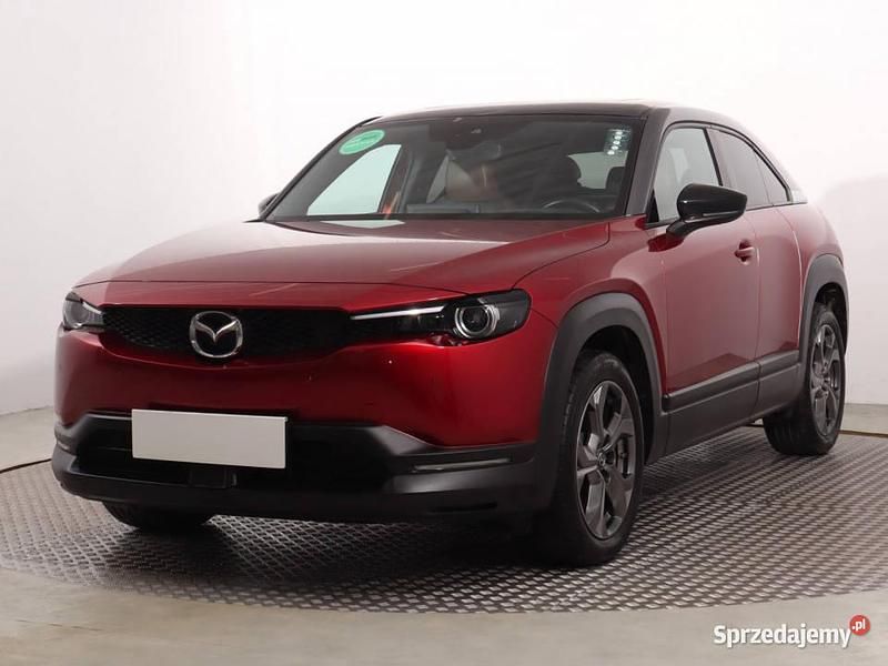 Używany Mazda MX30 36 kW (50 KM) 2020 Bordowy SUV