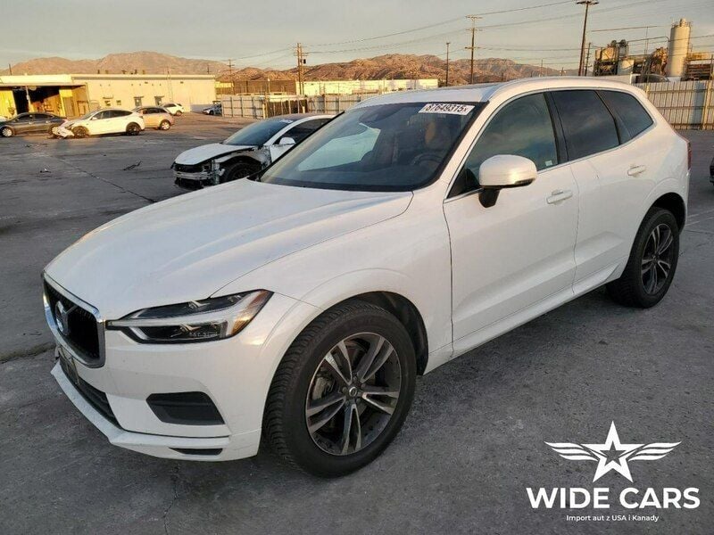 Biały (metalik) Używany 2018 Volvo XC60 SUV | 56 100 zł - Obraz 1/4