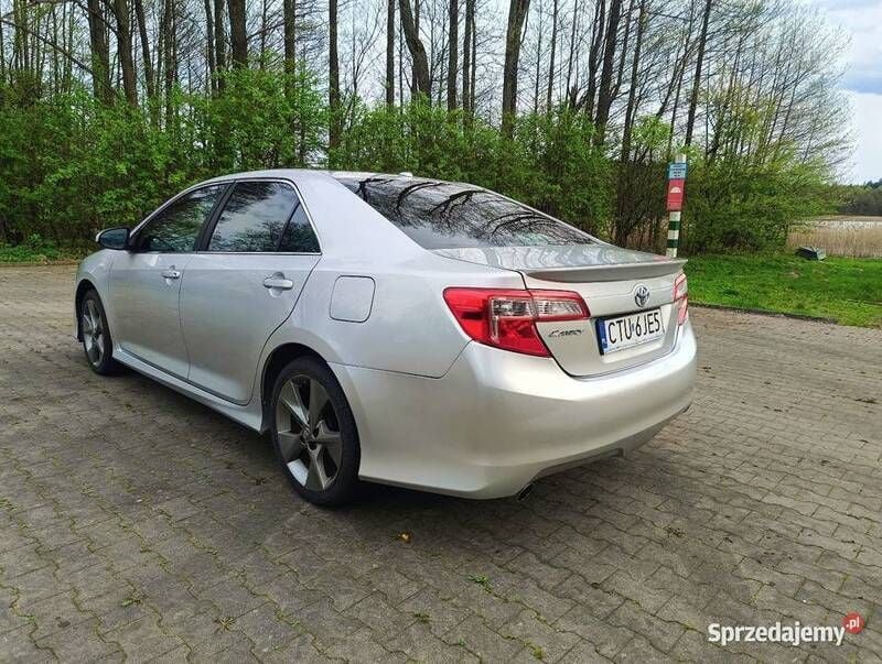 Srebrny Używany 2012 Toyota Camry Sedan/Limuzyna | 49 900 zł - Obraz 1/4
