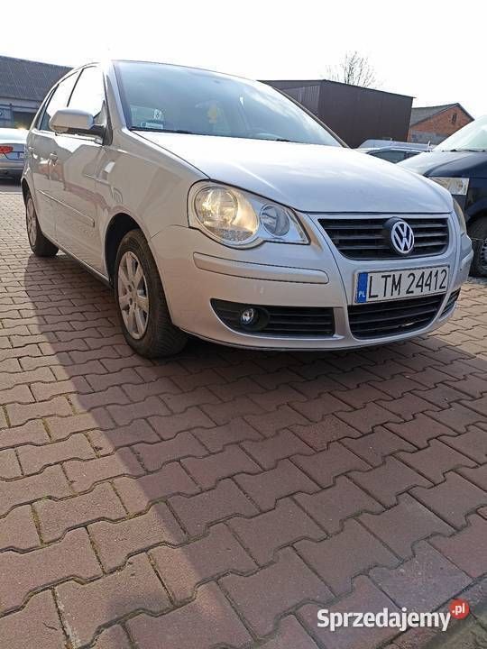 Srebrny Używany 2007 VW Polo Hatchback | 10 900 zł (Uczciwa cena) - Obraz 1/4