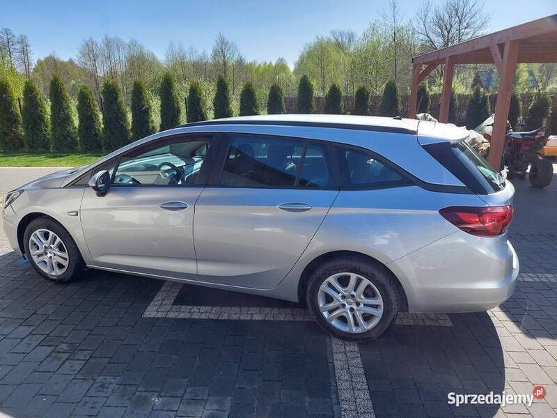Używany 2017 Opel Astra Kombi | 41 000 zł (Drogi) - Obraz 1/4