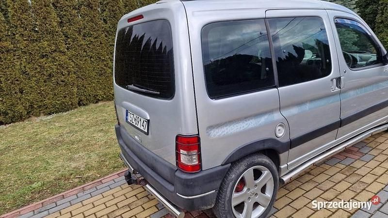Używany Peugeot Partner 109 KM (80 kW) 2008 Srebrny Minivan