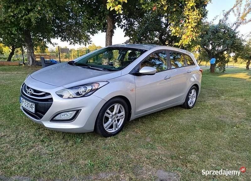 Używany Hyundai i30 Premium 2012 Srebrny Kombi