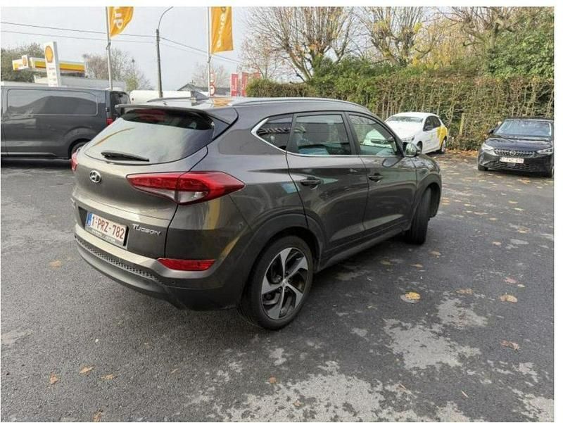 Używany Hyundai Tucson 116 KM (85 kW) 2016 Brązowy SUV