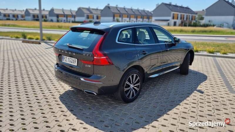 Szary Używany 2018 Volvo XC60 SUV | 114 900 zł (Drogi) - Obraz 1/4