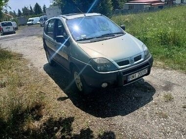 Srebrny Używany 2000 Renault Scénic Minivan | 8900 zł - Obraz 1/4