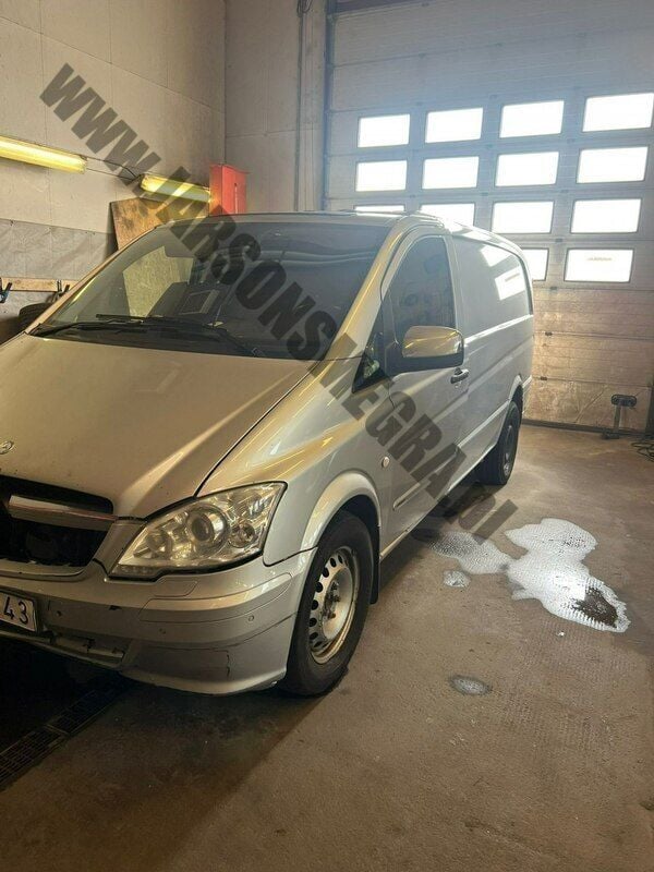 Używany Mercedes Vito 136 KM (100 kW) 2013 Srebrny Van