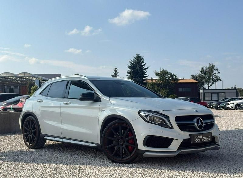 Biały (metalik) Używany 2014 Mercedes GLA45 AMG AMG SUV | 89 900 zł - Obraz 1/4