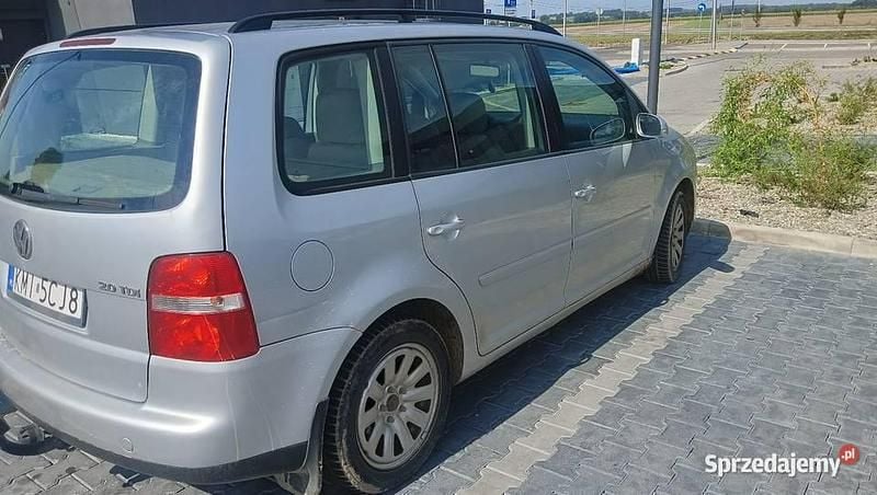 Używany VW Touran 2005 Szary Minivan