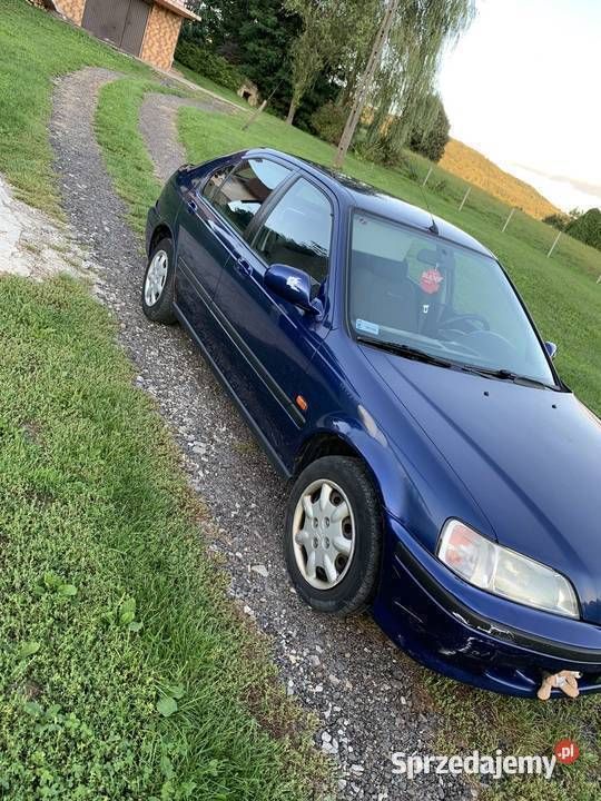 Używany Honda Civic 90 KM (66 kW) 2000 Granatowy Sedan/Limuzyna