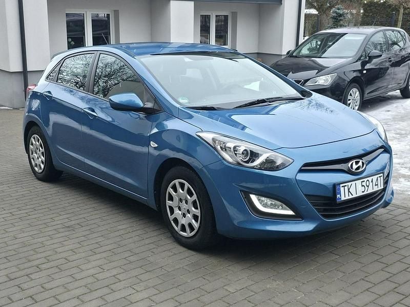 Używany Hyundai i30 99 KM (72 kW) 2012 Niebieski Hatchback