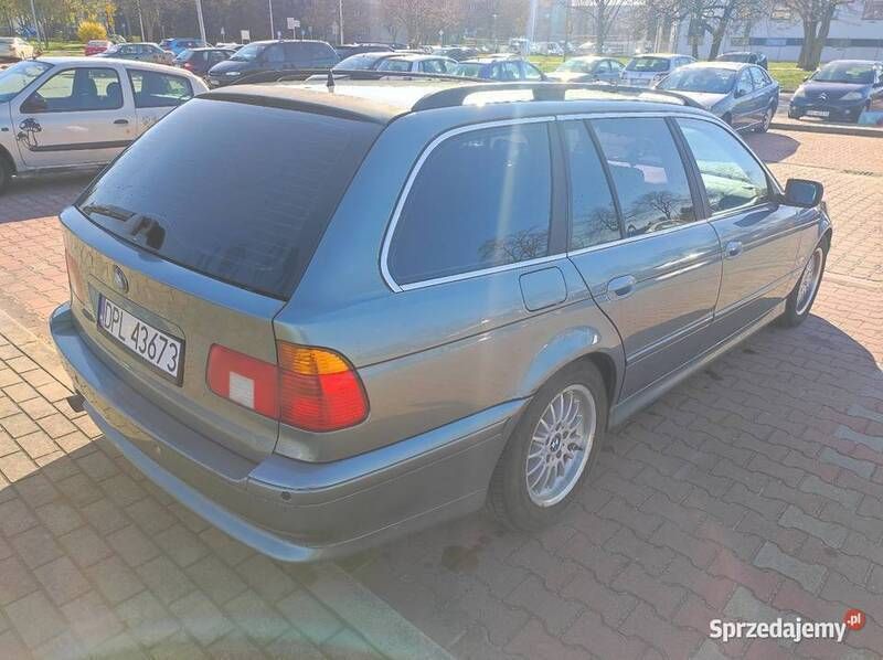 Używany 2002 BMW 525 | 8000 zł - Obraz 1/4