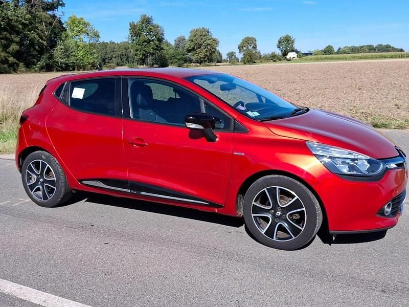 Bordowy Używany 2015 Renault Clio IV LIMITED Hatchback | 16 999 zł - Obraz 1/4