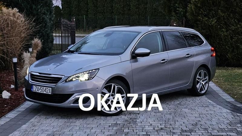 Używany Peugeot 308 150 KM (110 kW) 2015 Srebrny Kombi