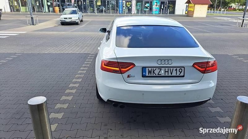 Używany Audi A5 S-Line 2013 Biały Coupe