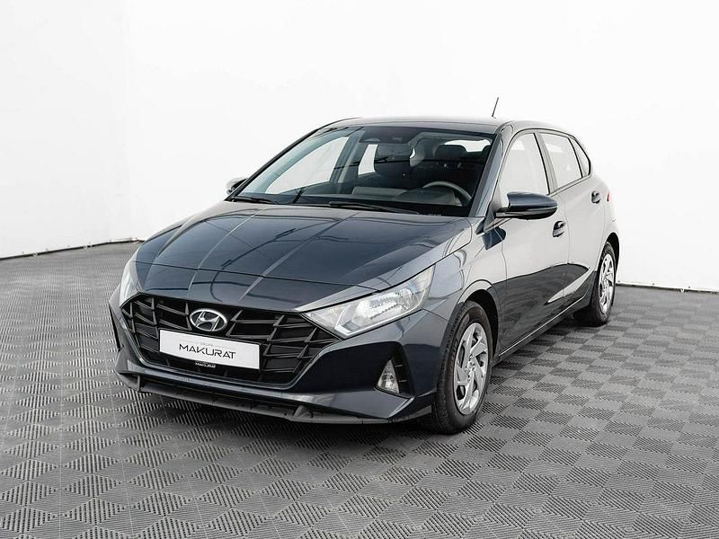Używany Hyundai i20 84 KM (61 kW) 2023 Niebieski ciemny (metalik) Hatchback