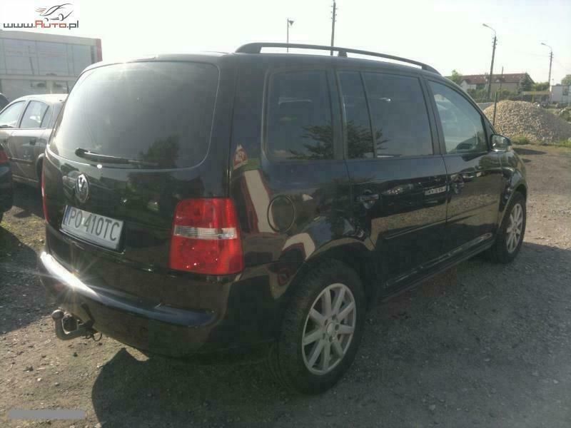 Używany VW Touran 105 KM (77 kW) 2006 Czarny (metalik) Minivan