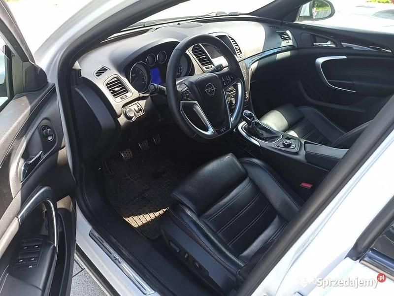 Używany Opel Insignia OPC 2011 Biały Kombi