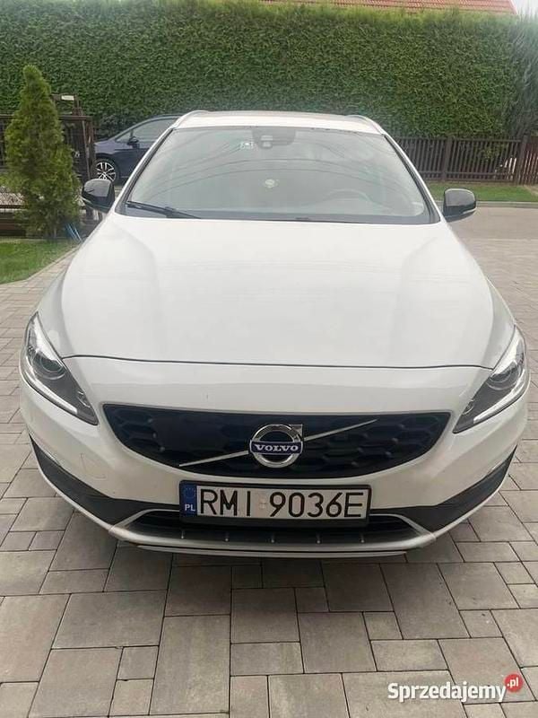 Używany 2017 Volvo V60 CC Kombi | 65 000 zł (Drogi) - Obraz 1/4