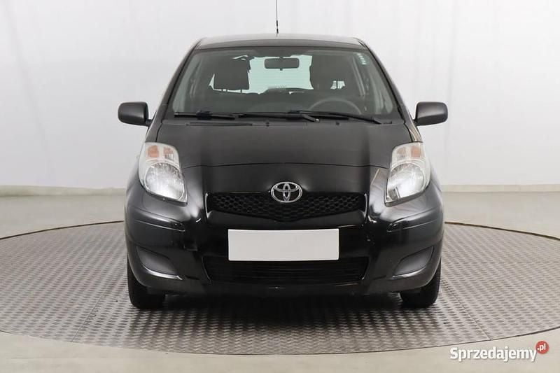 Czarny Używany 2009 Toyota Yaris Hatchback | 15 999 zł (Uczciwa cena) - Obraz 1/4
