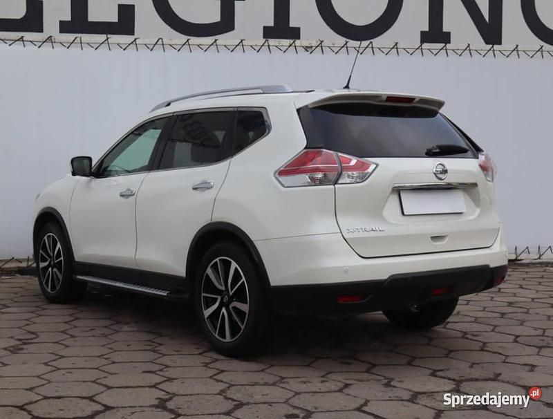 Używany Nissan X-Trail 2016 Biały SUV