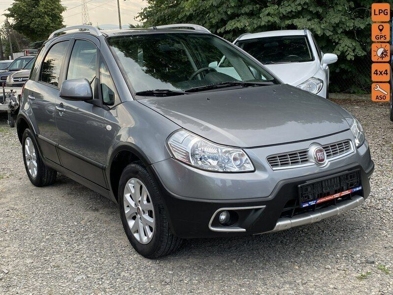 Używany Fiat Sedici 120 KM (88 kW) 2011 Szary (metalik, perła) SUV