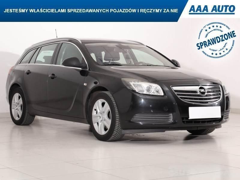 Czarny Używany 2010 Opel Insignia | 21 999 zł (Uczciwa cena) - Obraz 1/4