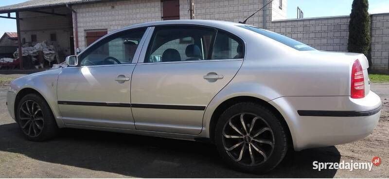 Używany 2004 Skoda Superb | 9900 zł (Dość drogi) - Obraz 1/4