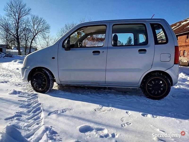 Używany Opel Agila 2004 Srebrny Minivan