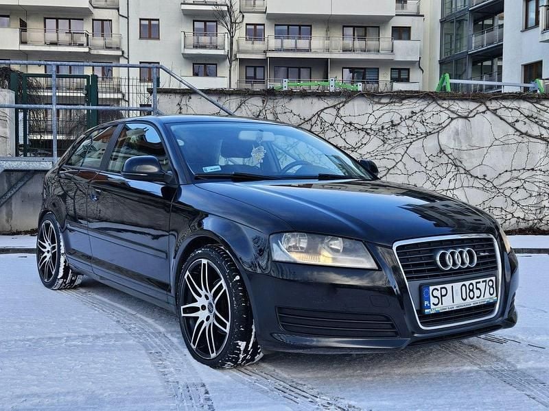 Czarny Używany 2009 Audi A3 Hatchback | 16 500 zł (Dobra cena) - Obraz 1/4