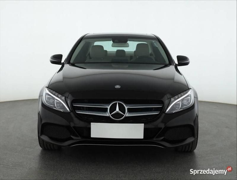 Czarny Używany 2016 Mercedes C200 Sedan/Limuzyna | 89 999 zł (Dobra cena) - Obraz 1/4