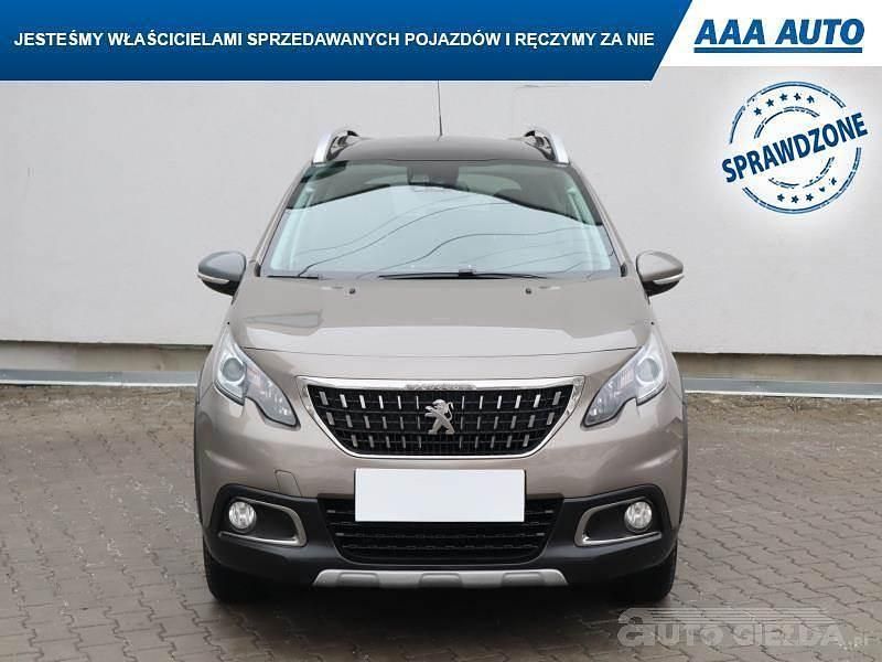 Używany Peugeot 2008 2016 Czerwony SUV