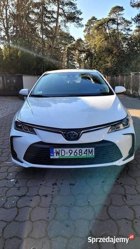 Biały Używany 2019 Toyota Corolla Sedan/Limuzyna | 64 000 zł (Uczciwa cena) - Obraz 1/4