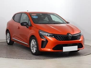 Używany Renault Clio V 91 KM (66 kW) 2024 Pomarańczowy Hatchback
