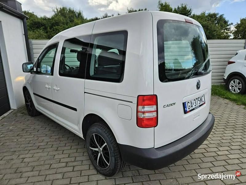 Biały Używany 2013 VW Caddy Minivan | 32 800 zł - Obraz 1/4