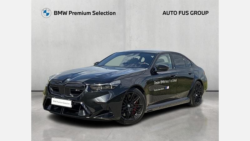 Czarny szafir metalizowany Używany 2025 BMW M5 Comfort Edition Sedan/Limuzyna | 568 900 zł (Super Cena) - Obraz 1/3