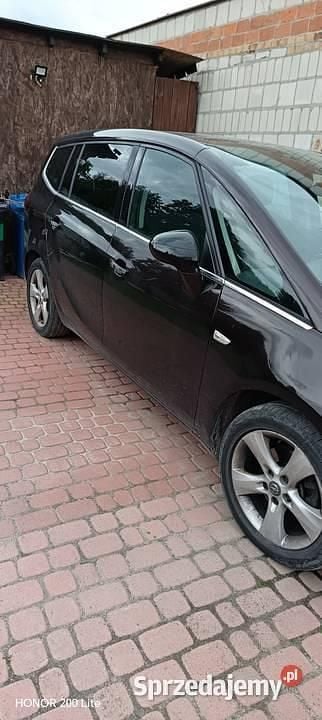 Brązowy Używany 2013 Opel Zafira Tourer Minivan | 27 000 zł (Uczciwa cena) - Obraz 1/4