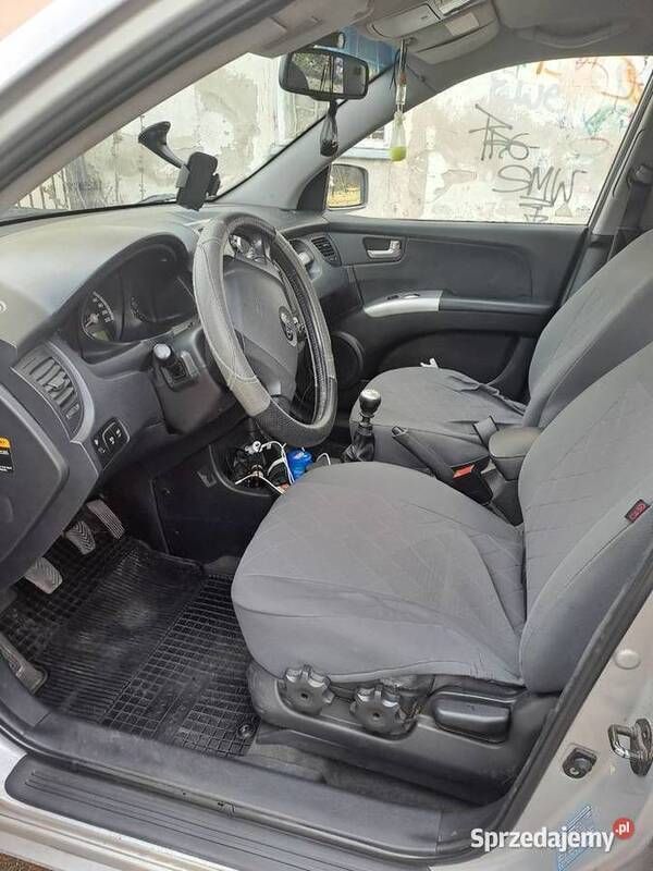 Szary Używany 2006 Kia Sportage 2 SUV | 15 600 zł (Uczciwa cena) - Obraz 1/4
