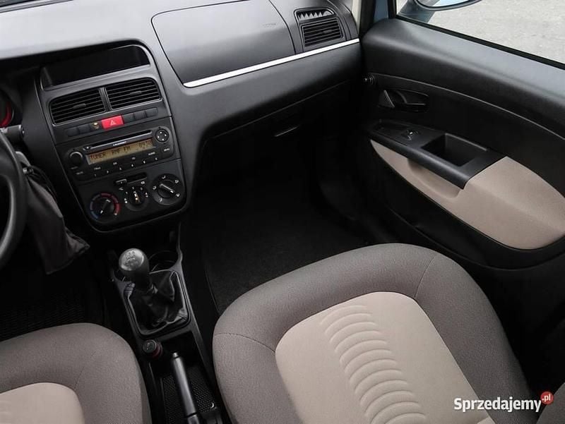 Używany Fiat Linea 2007 Sedan/Limuzyna