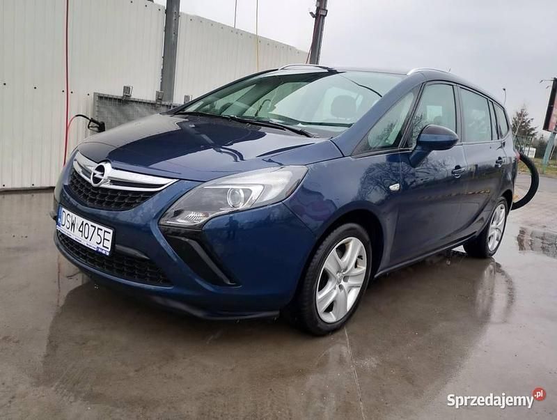 Używany 2012 Opel Zafira Minivan | 26 500 zł (Dość drogi) - Obraz 1/4