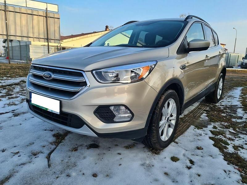 Używany Ford Escape 2018 Złoty SUV