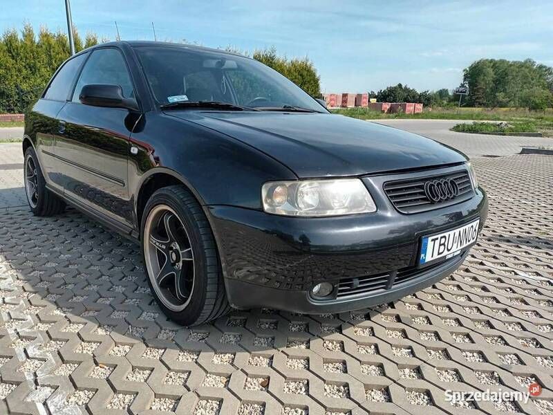 Czarny Używany 2001 Audi A3 Hatchback | 6800 zł (Uczciwa cena) - Obraz 1/4