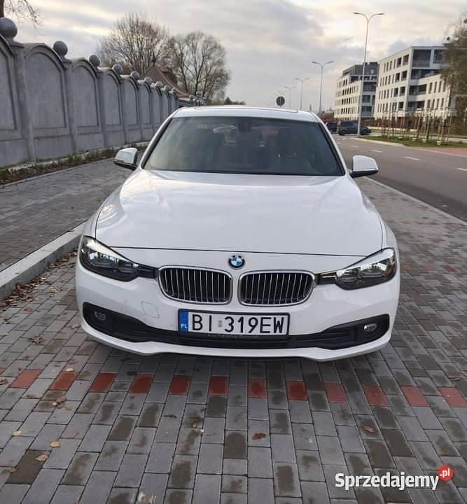 Biały Używany 2016 BMW 328 | 77 500 zł - Obraz 1/4